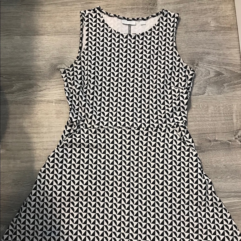 New York and Company sleeveless dress